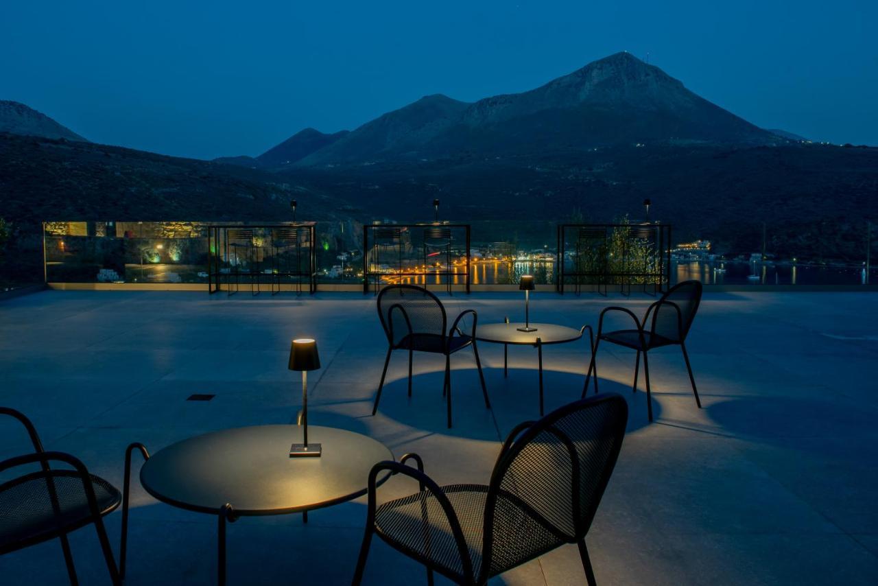 Manifest Boutique Hotel 이틸로 외부 사진