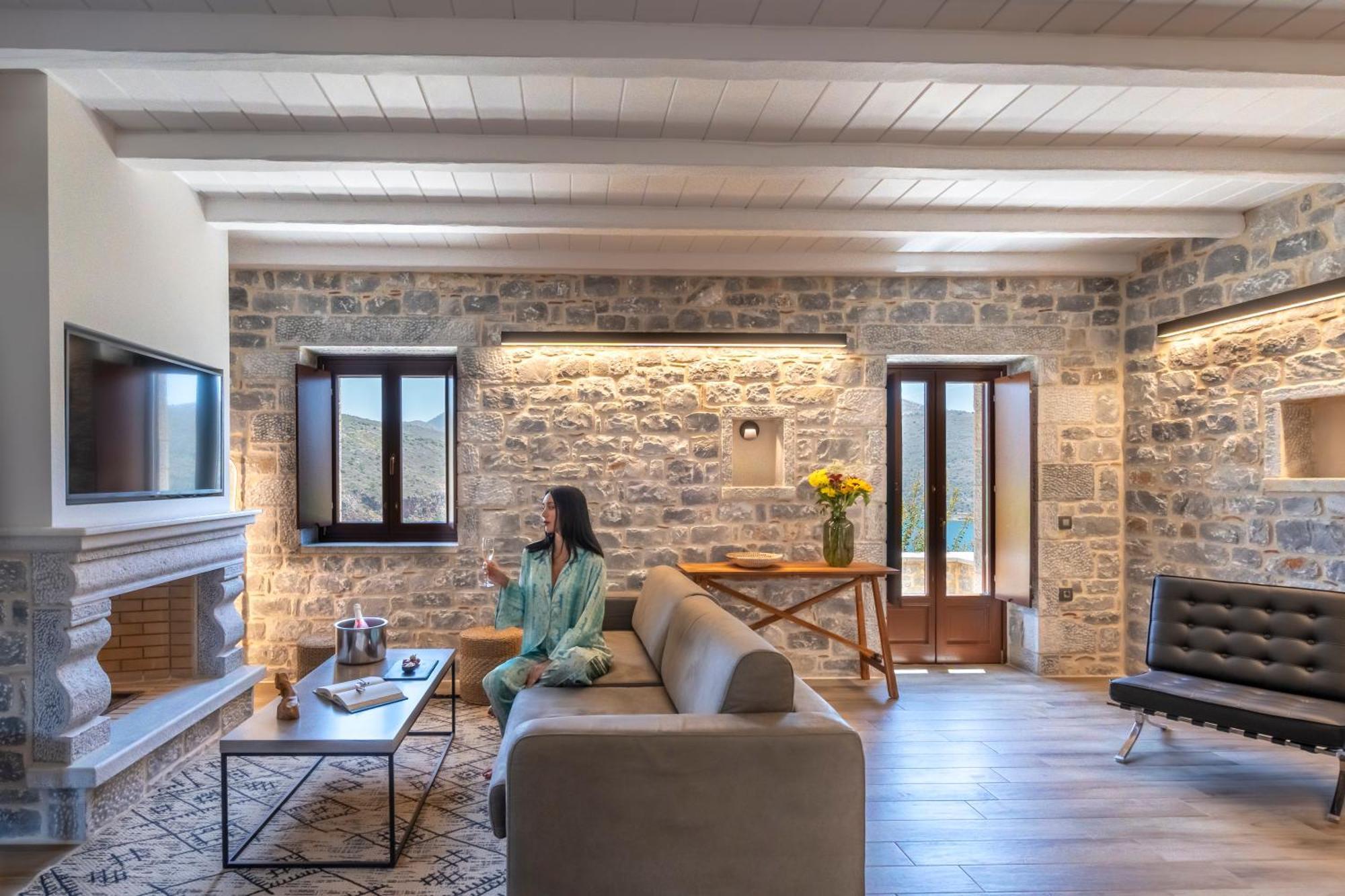 Manifest Boutique Hotel 이틸로 외부 사진