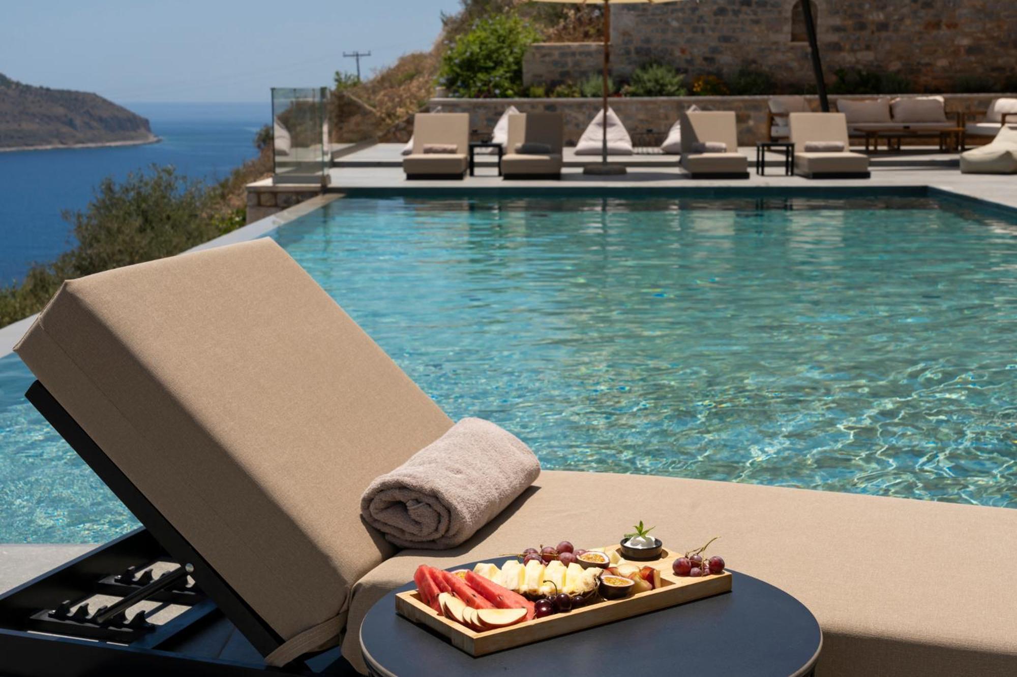 Manifest Boutique Hotel 이틸로 외부 사진