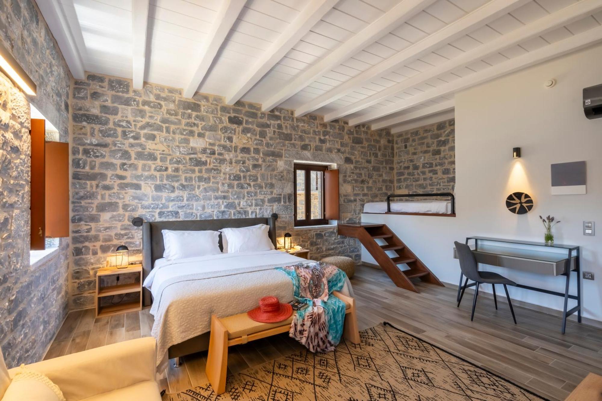Manifest Boutique Hotel 이틸로 외부 사진